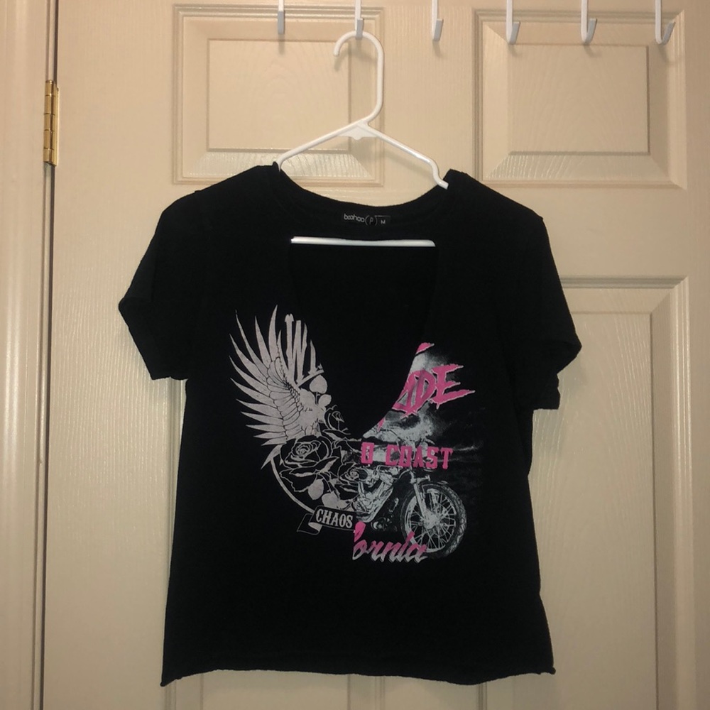 Boohoo black cutout shirt